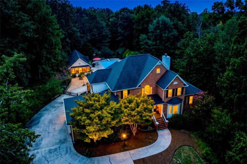 189 S Tanglewood Dr., Royston, GA 30662