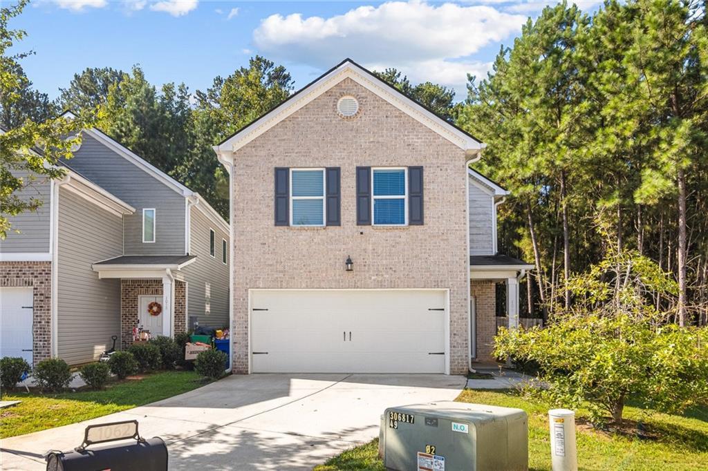 1062 Valley Rock Dr., Lithonia, GA 30058