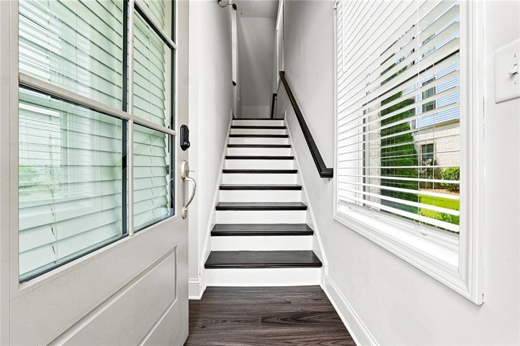 6146 Eves Way, Norcross, GA 30071