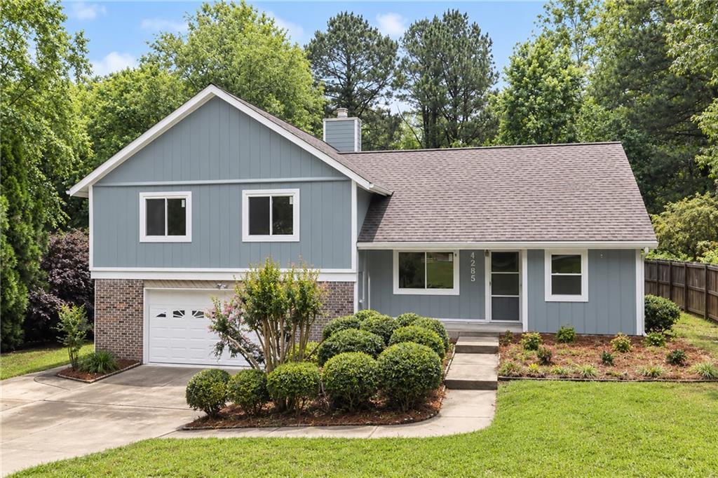 1235 Fairfield Dr., Marietta, GA 30068