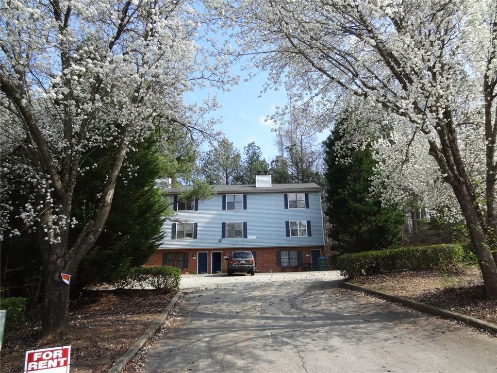 3032 Destin Cir., Snellville, GA 30078