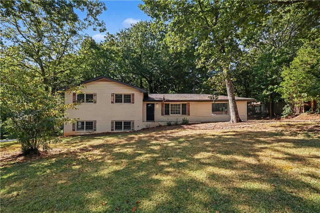 5336 Orchard Pl., Douglasville, GA 30135