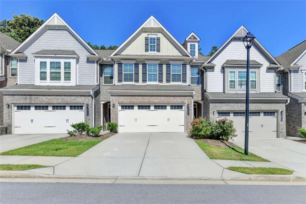 1930 Lanier Harbor Point, Buford, GA 30518
