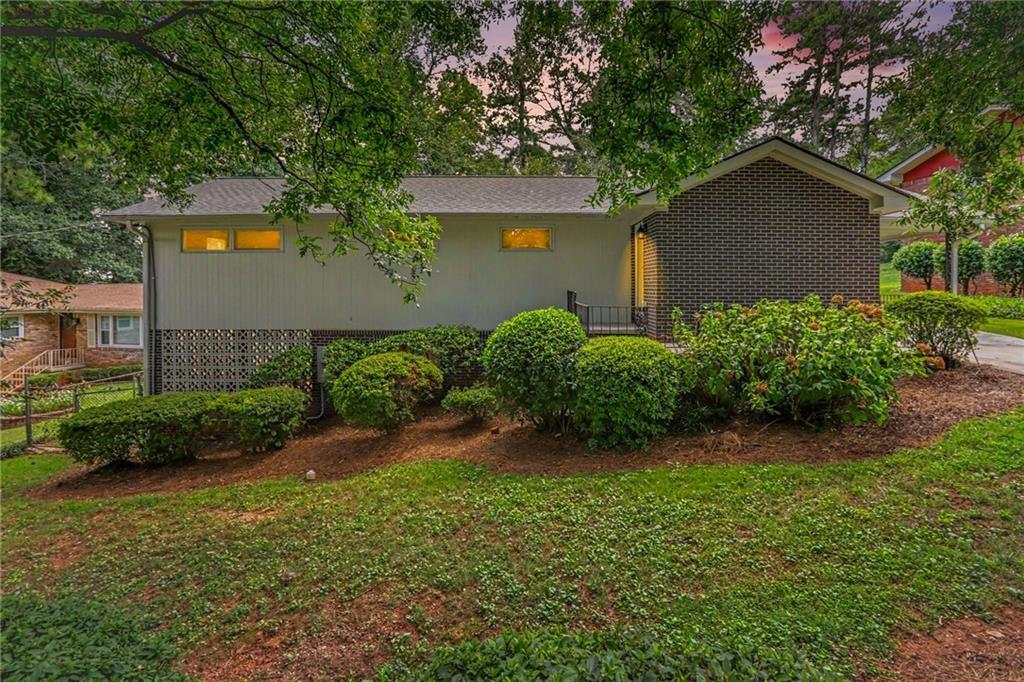 2213 Doris Dr., Decatur, GA 30034