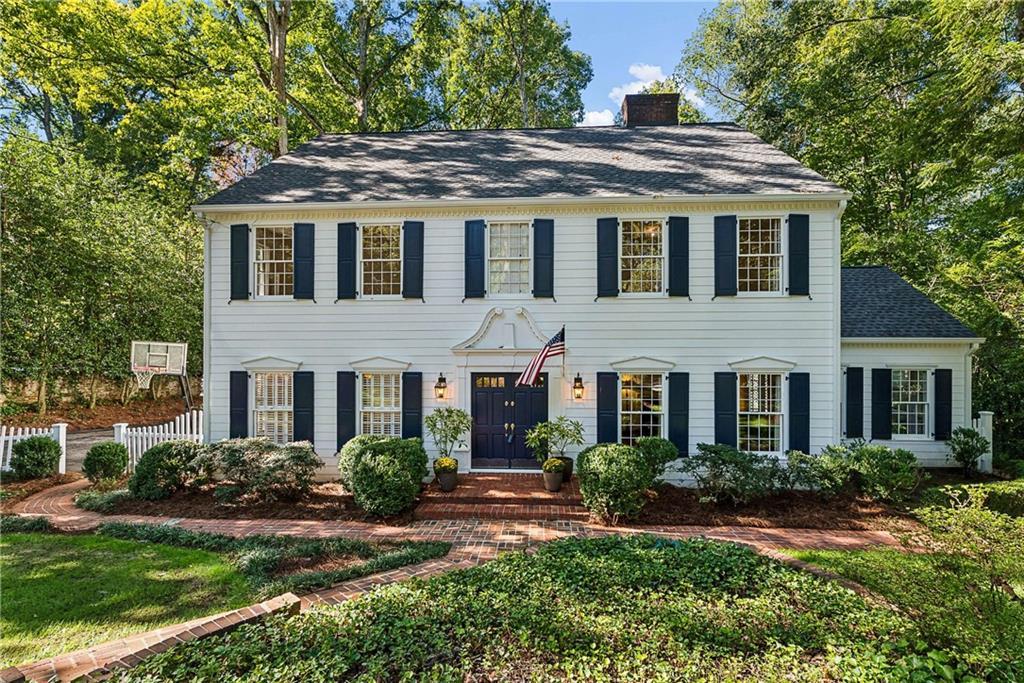 2340 Christophers Walk, Atlanta, GA 30327