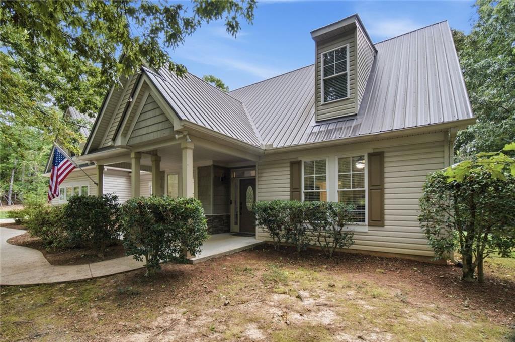 186 Fern Park Dr., Dawsonville, GA 30534