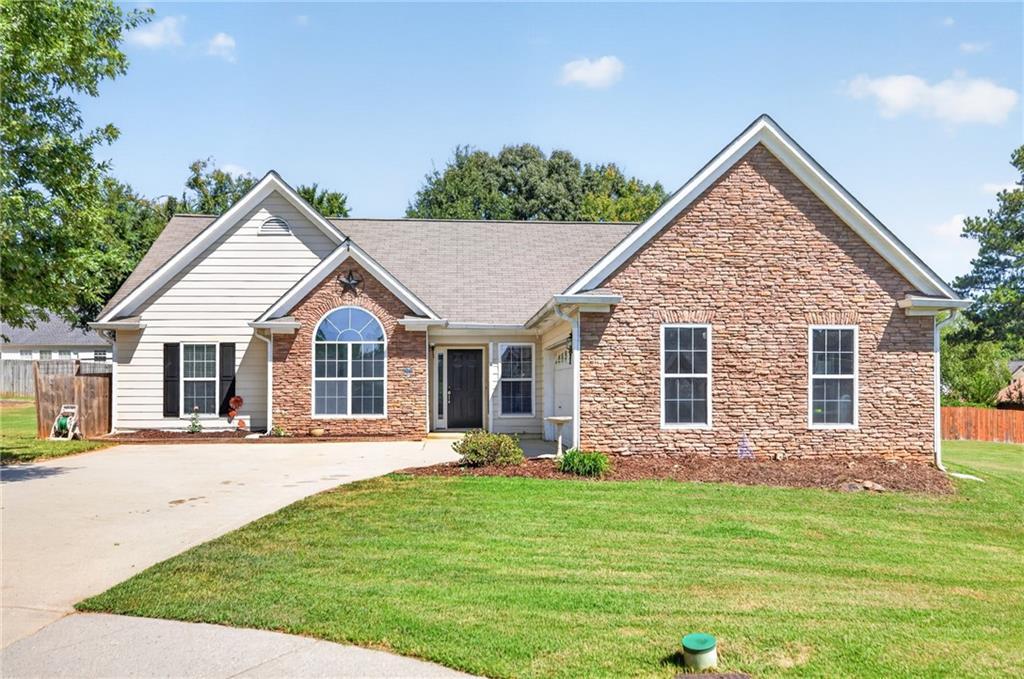 3526 Wimberly Cove Trace, Dacula, GA 30019