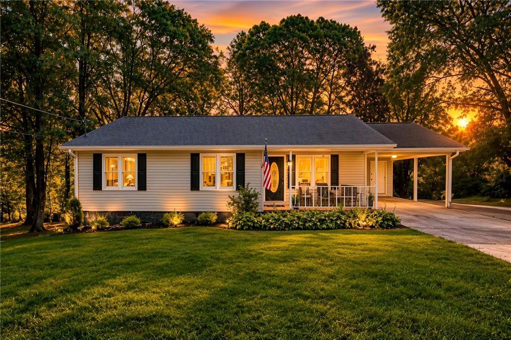 3016 Summer Lake Dr., Gainesville, GA 30506