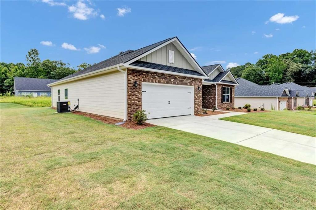 313 Angela Ave., Bowdon, GA 30108