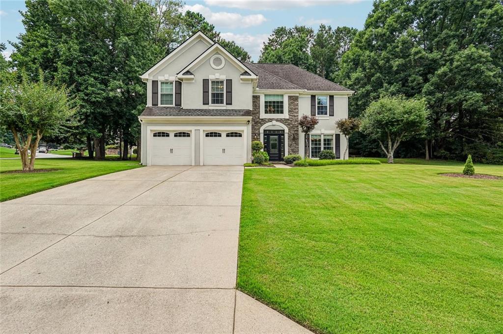 162 St Martin Dr., Suwanee, GA 30024