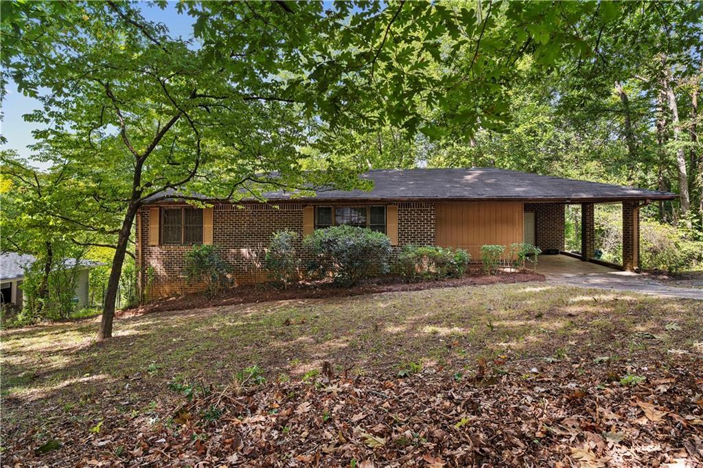 4449 Lincoln Jones Rd., Ellenwood, GA 30294
