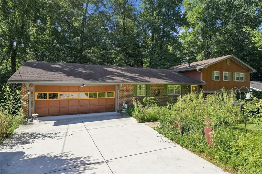 2804 Whitby Dr., Atlanta, GA 30340