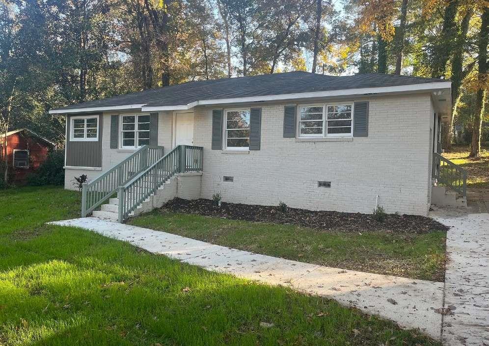 1957 Knightsbridge Rd., Macon, GA 31211
