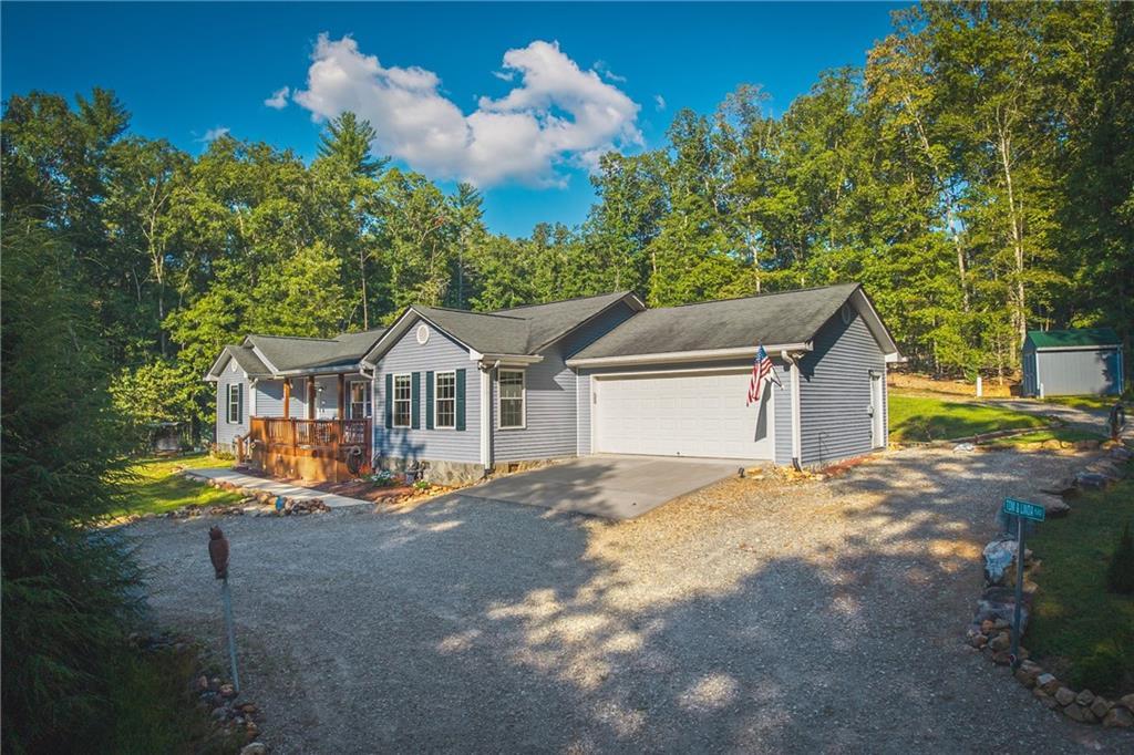 207 Dogwood Dr., Epworth, GA 30541