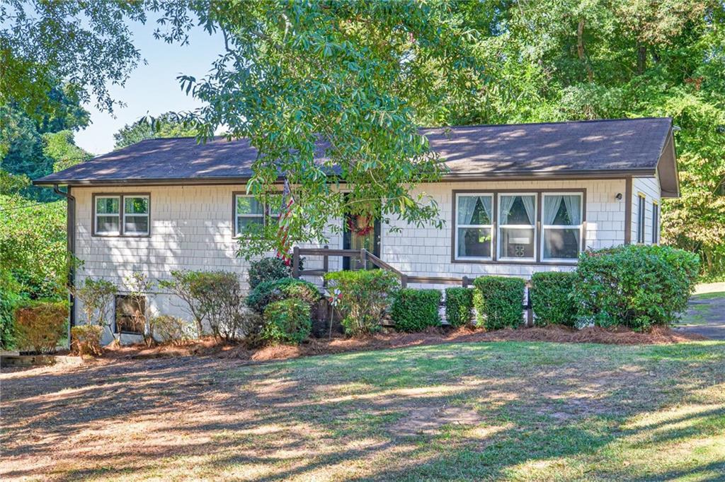 177 Dickson Dr., Jefferson, GA 30529