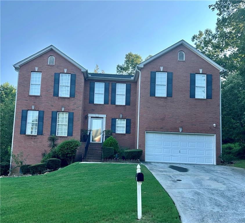 2429 Tolliver Hills Ln., Ellenwood, GA 30294