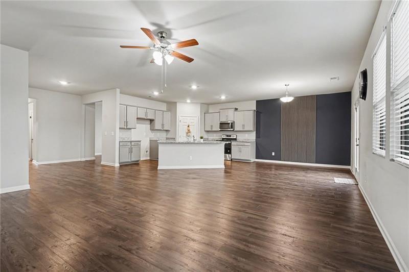 3858 Sweet Iris Cir., Loganville, GA 30052