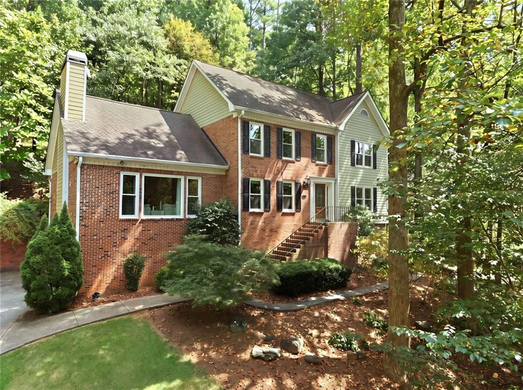 235 River Landing Dr., Roswell, GA 30075