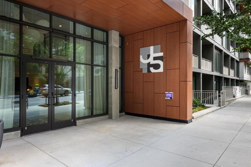 775 Juniper St. #602, Atlanta, GA 30308