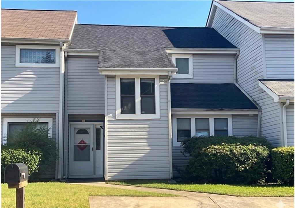 3285 Tennington Pl, Lawrenceville, GA 30044