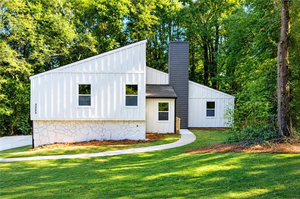 3253 Cedar Bluff Dr., Marietta, GA 30062