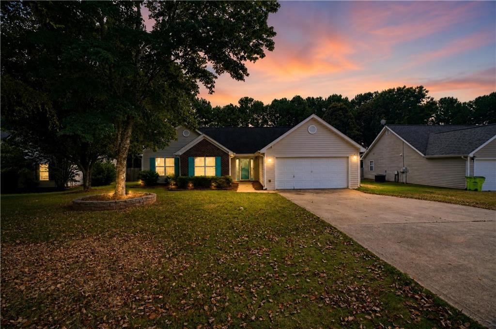 116 Goldleaf Dr., Hampton, GA 30228