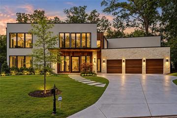 New Homes with Master Bedrooms on the 1st Floor That Attend North Atlanta High School: September 5th to September 11th