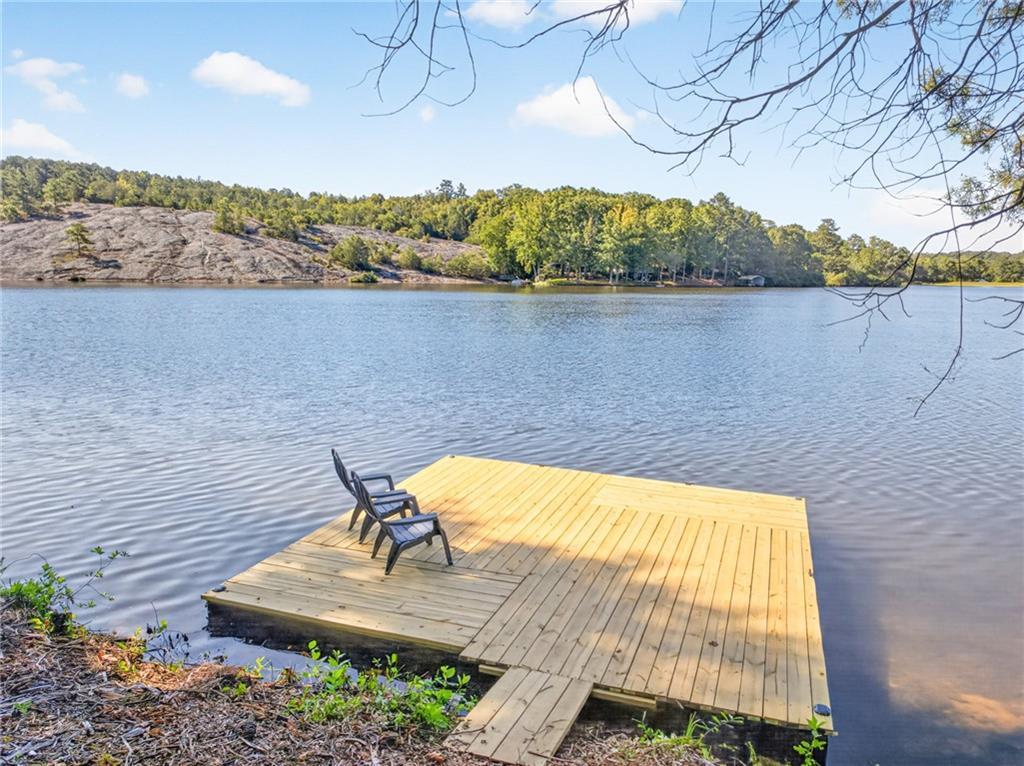2503 Lakeshore Dr., Conyers, GA 30012