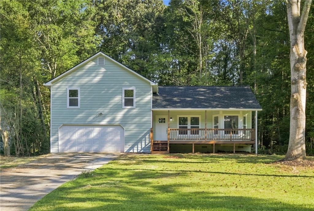 5506 Muirwood Ct., Powder Springs, GA 30127
