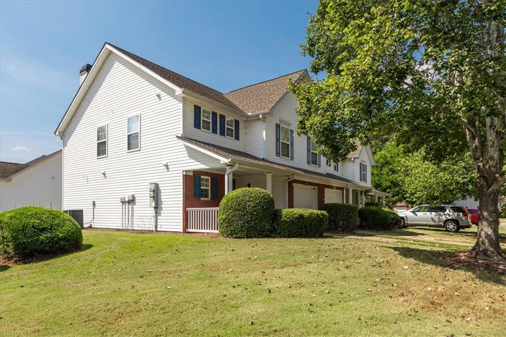 245 Cottonwood Creek Cir., Canton, GA 30114