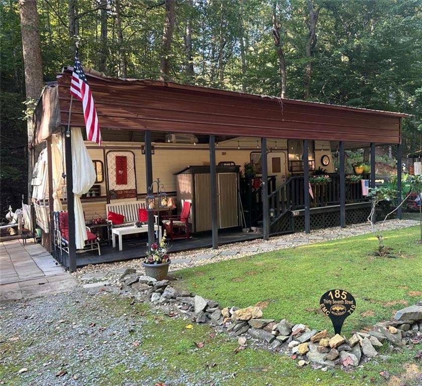 185 37th St., Ellijay, GA 30540