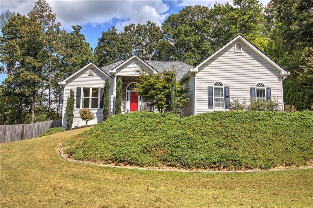 1082 Fieldstone Dr., Canton, GA 30114