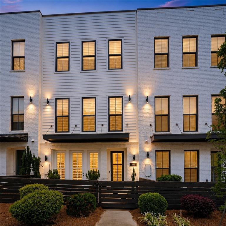 271 Mitchell Ln., Woodstock, GA 30188