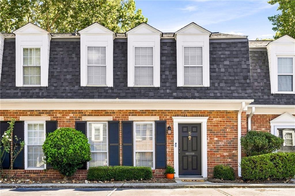 15 Scotland Pl., Atlanta, GA 30318