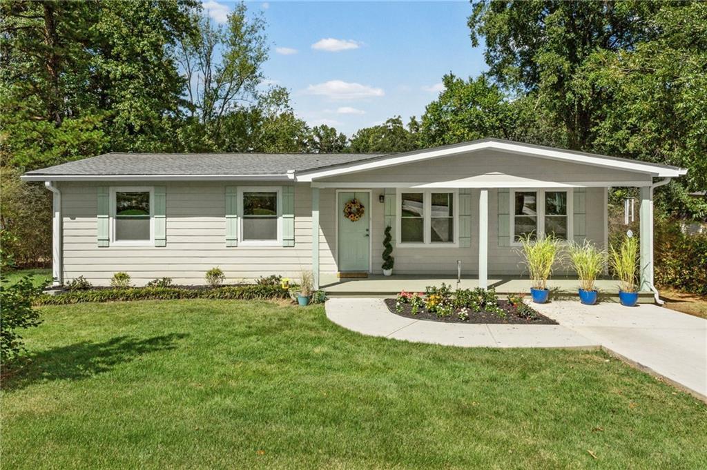 2406 Woodland Dr., Kennesaw, GA 30152