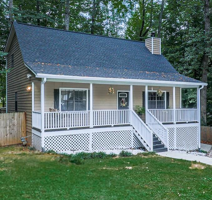389 Saint Albans Ct., Mableton, GA 30126