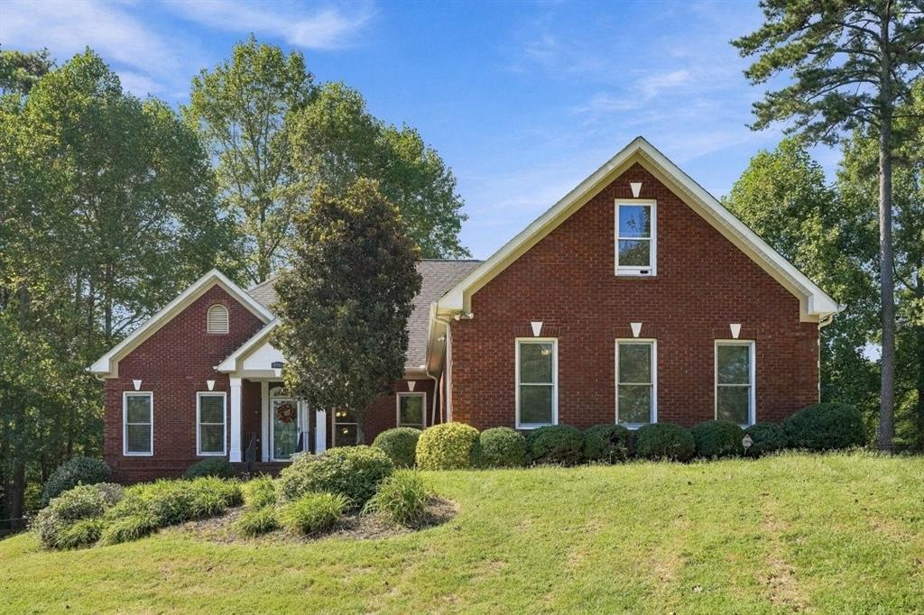 5785 Nash Commons Dr., Stone Mountain, GA 30087