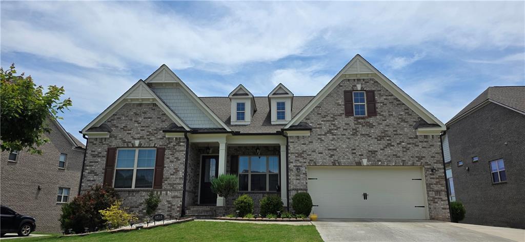 4561 Woodward Walk Ln., Suwanee, GA 30024