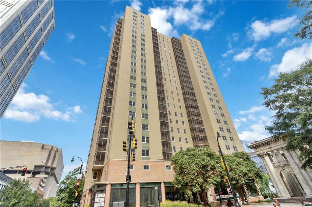 300 Peachtree St. #2N, Atlanta, GA 30308