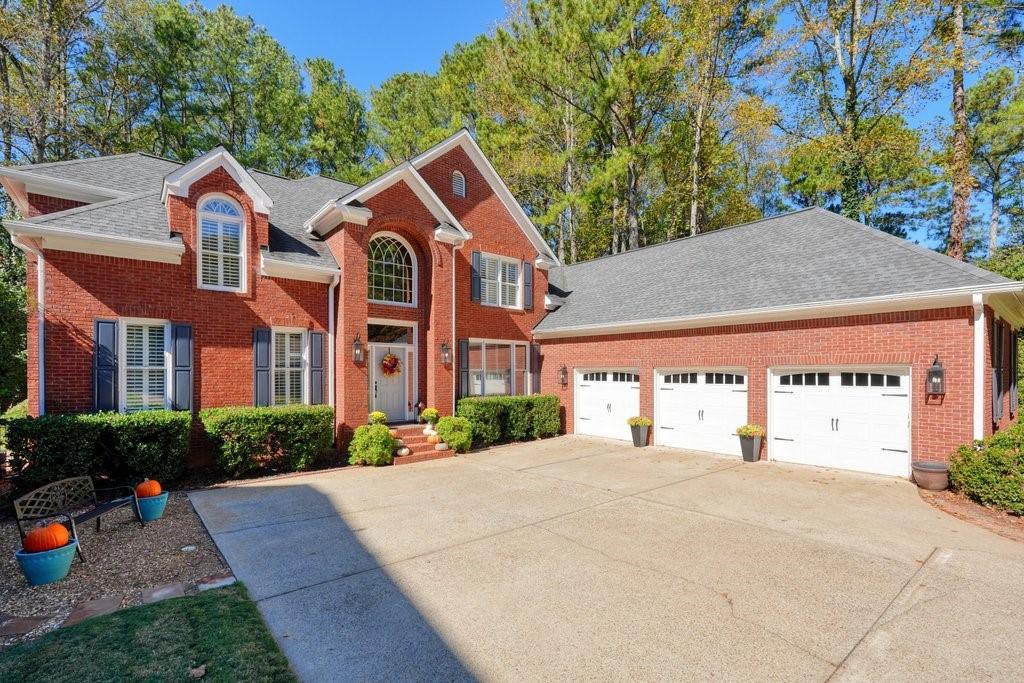 3195 Eagle Watch Dr., Woodstock, GA 30189