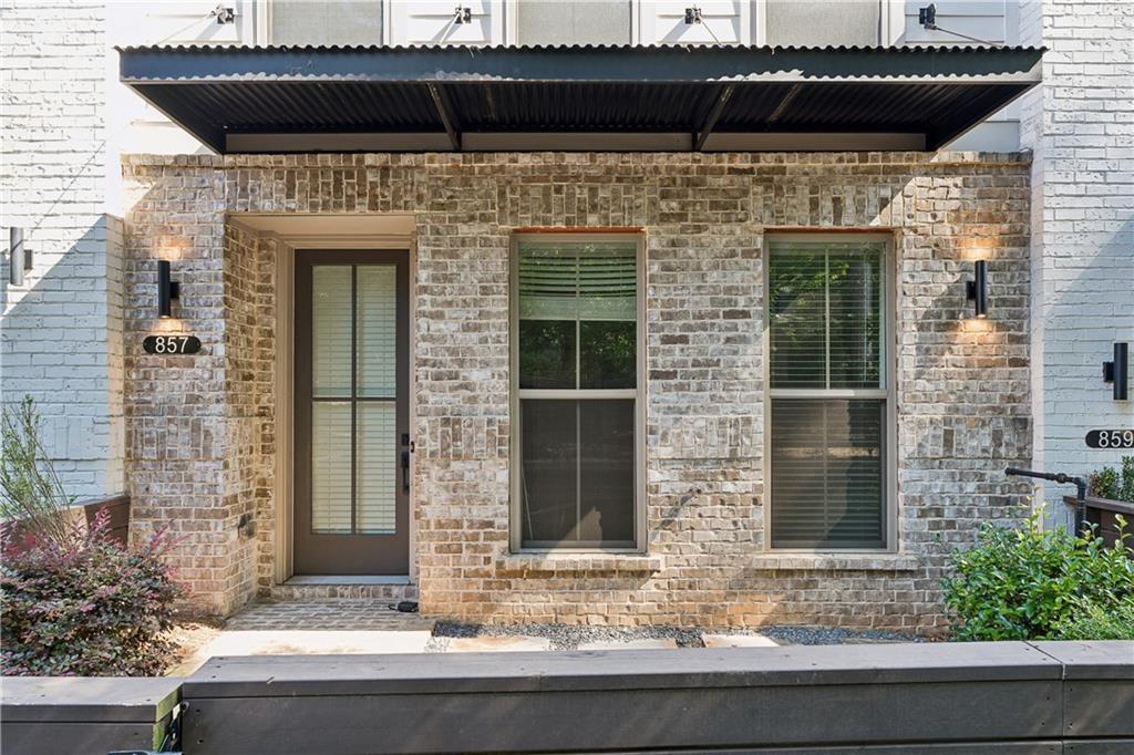 857 Constellation Dr., Decatur, GA 30033