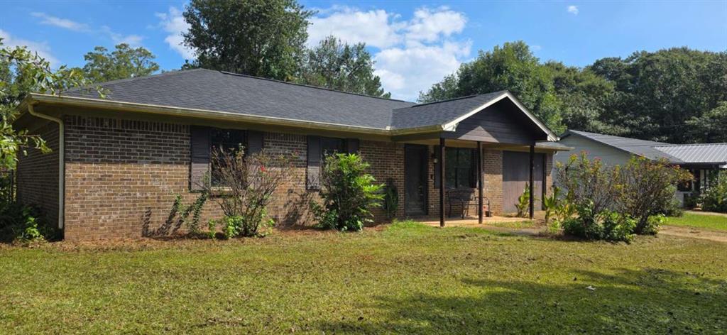 115 Grove Creek Dr., Locust Grove, GA 30248