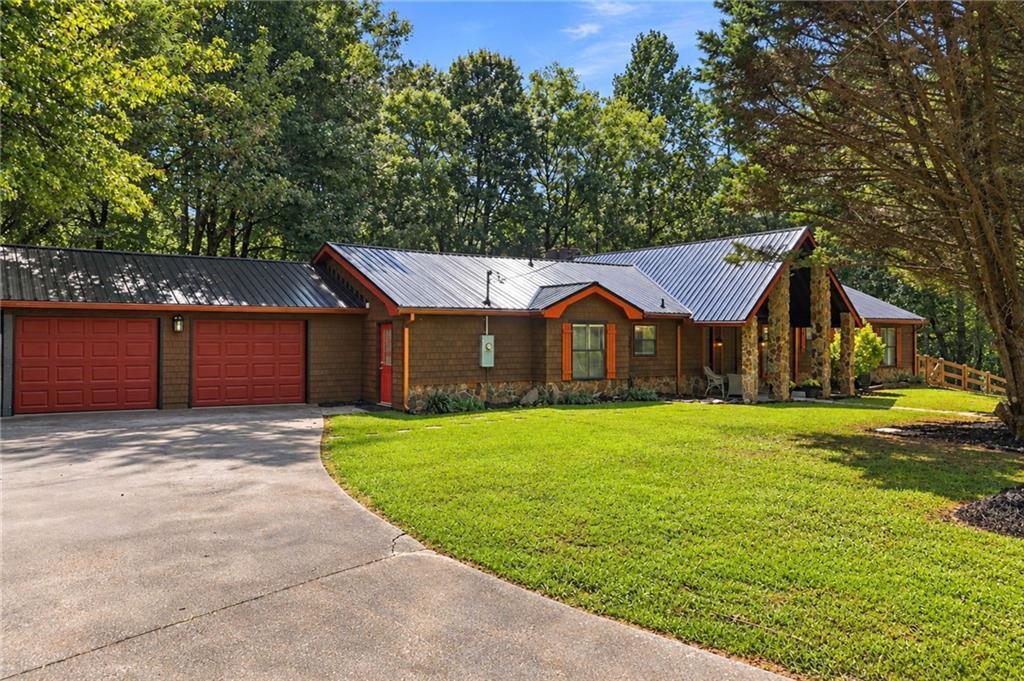 230 September Ln., Ellijay, GA 30540