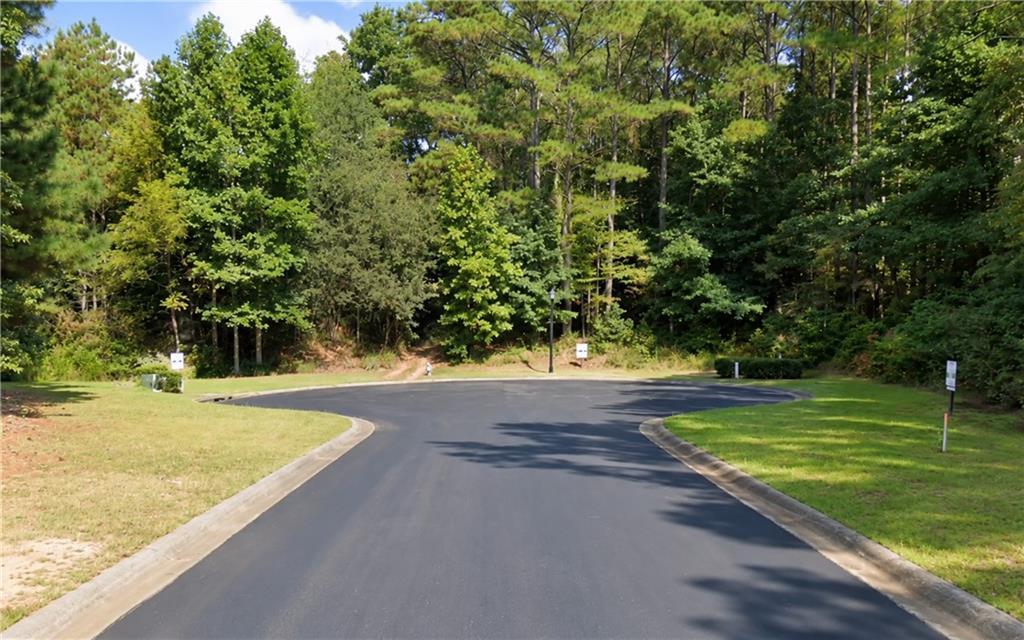 124 Hawks Ct., Ball Ground, GA 30107