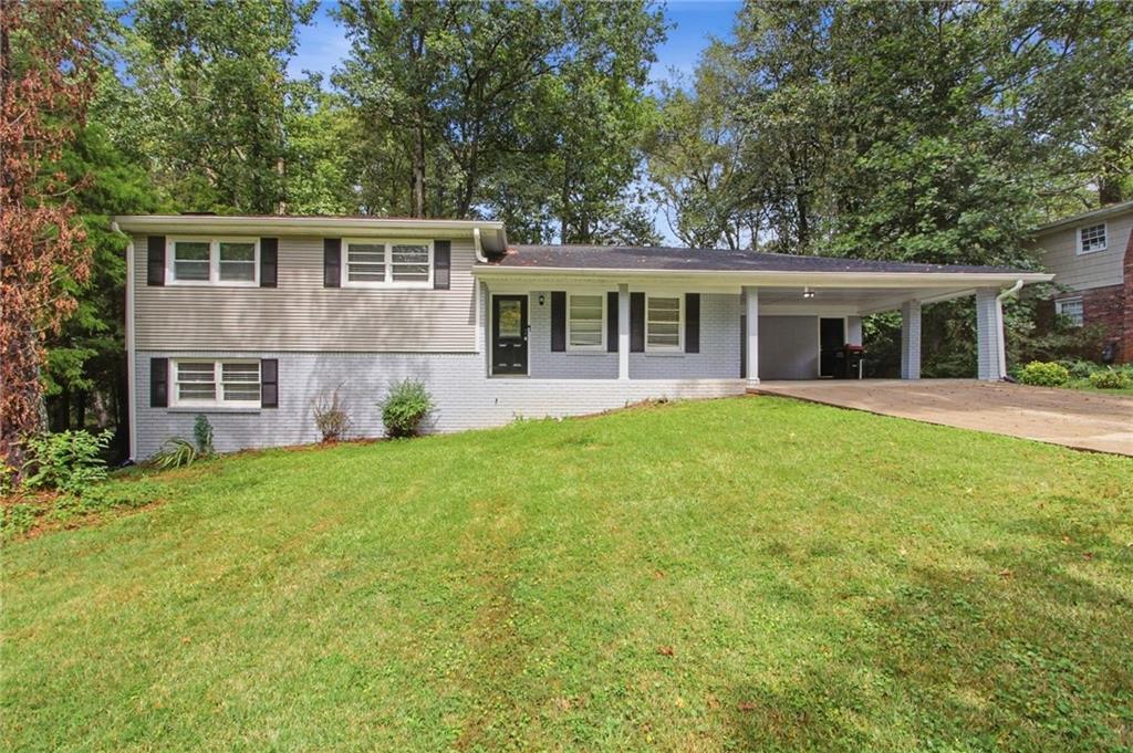 7280 Hollyhock Dr., Douglasville, GA 30135
