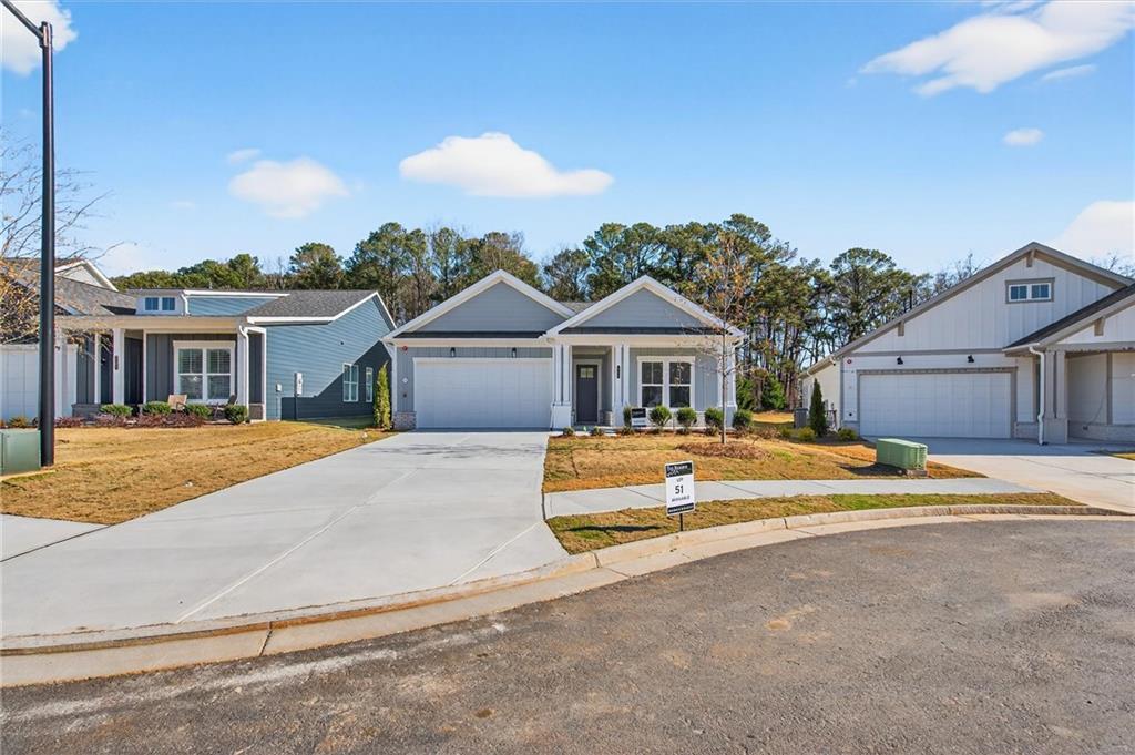 220 Vinca Cir., Kennesaw, GA 30144