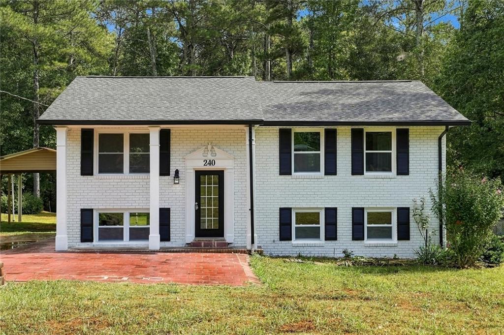 240 Merlin Pl., Athens, GA 30606