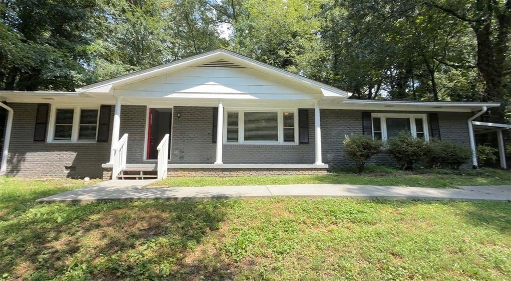 6352 N Sweetwater Rd., Lithia Springs, GA 30122