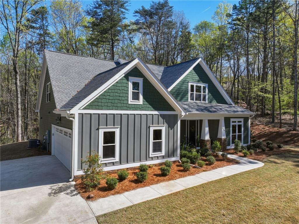 320 Fern Park Dr., Dawsonville, GA 30534