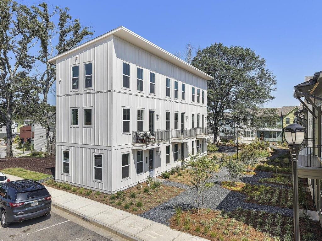 498 Burroughs St, Atlanta, GA 30315
